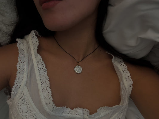 MOTHER OF PEARL ROSE