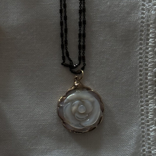 MOTHER OF PEARL ROSE